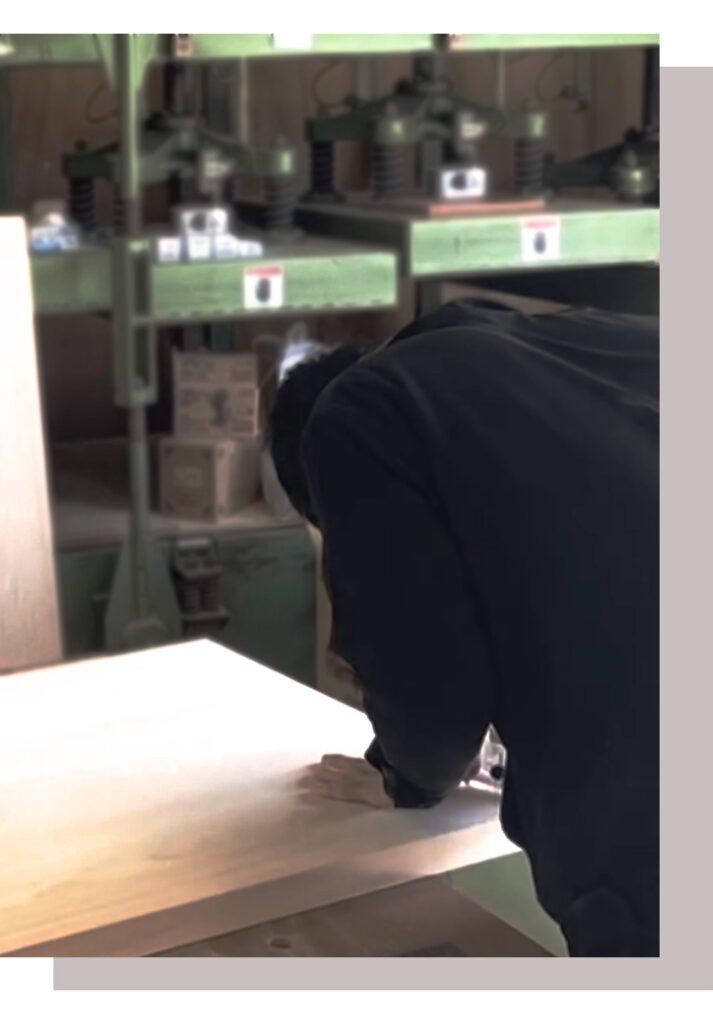 滋賀県高島市の木工所、studio memeの制作風景